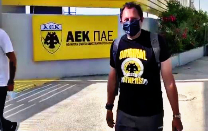 Με μπλούζα ORIGINAL21 ο Κολονέλο! (VIDEO) - AEK1924.gr