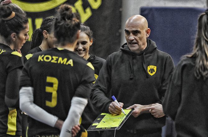 Βόλεϊ Γυναικών: «Ανοιχτό» του προπονητή στην ΑΕΚ - AEK1924.gr
